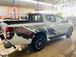 میتسوبیشی L200